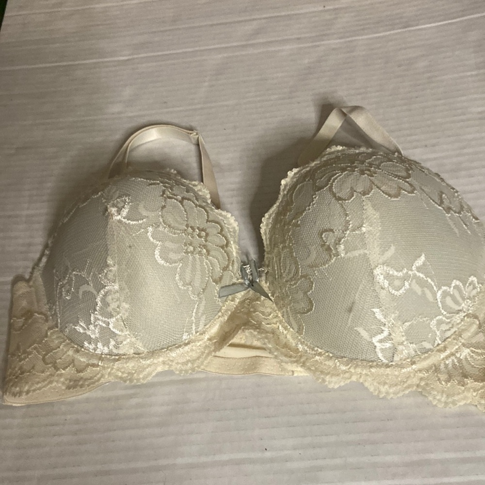 Sofra Bra - image 1